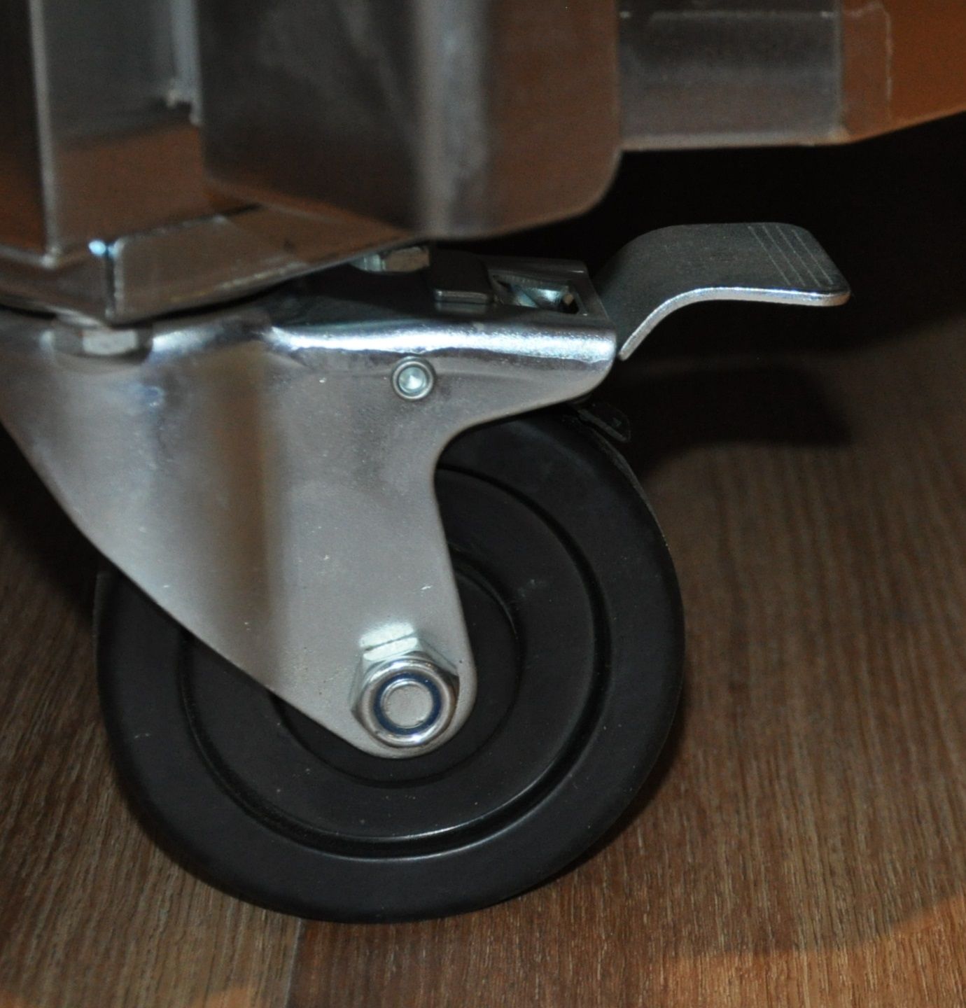 TILBUD -  Industrikøleskab - stål - 1200 liter - GN 2/1