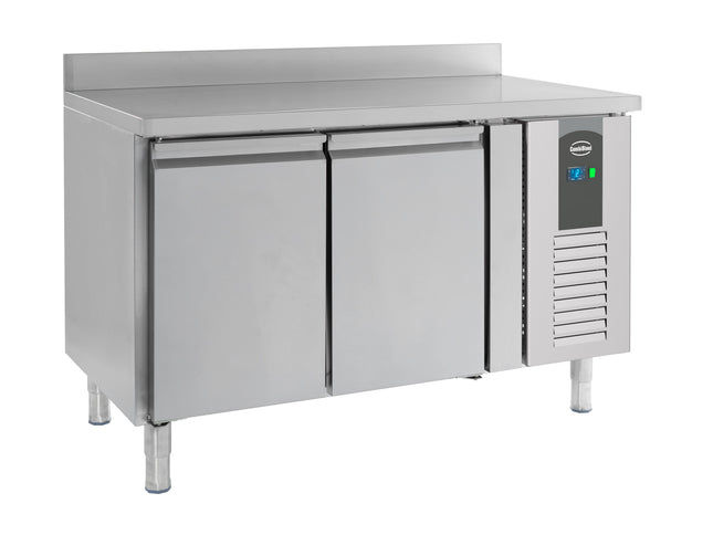 Kølebord - 2 låger - Opstand - Mål: 1360 x 700 x 850 mm