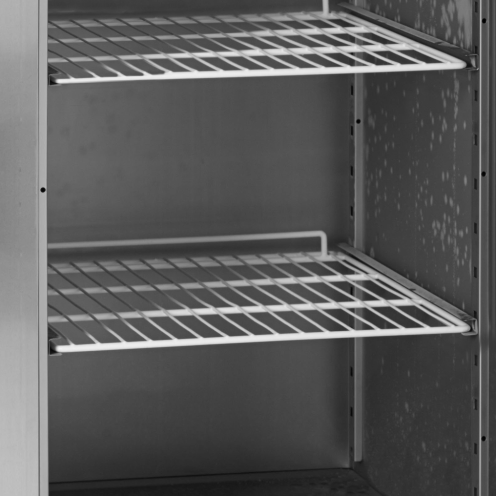 TILBUD - Rustfri køleskab - 1166 liter - GN2/1 GUC140